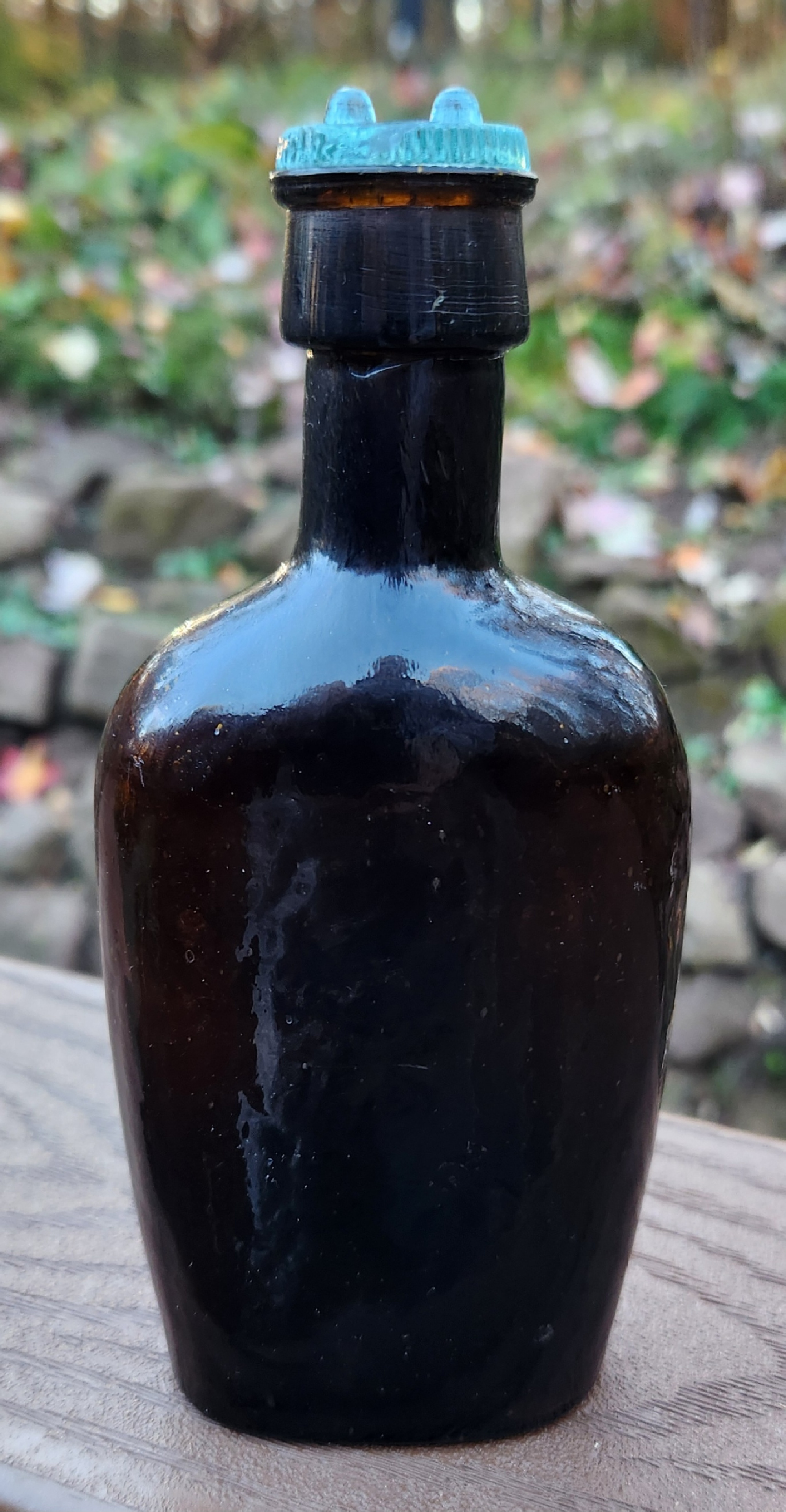 Great 1/2 Pint Whitney Glass Works Flask