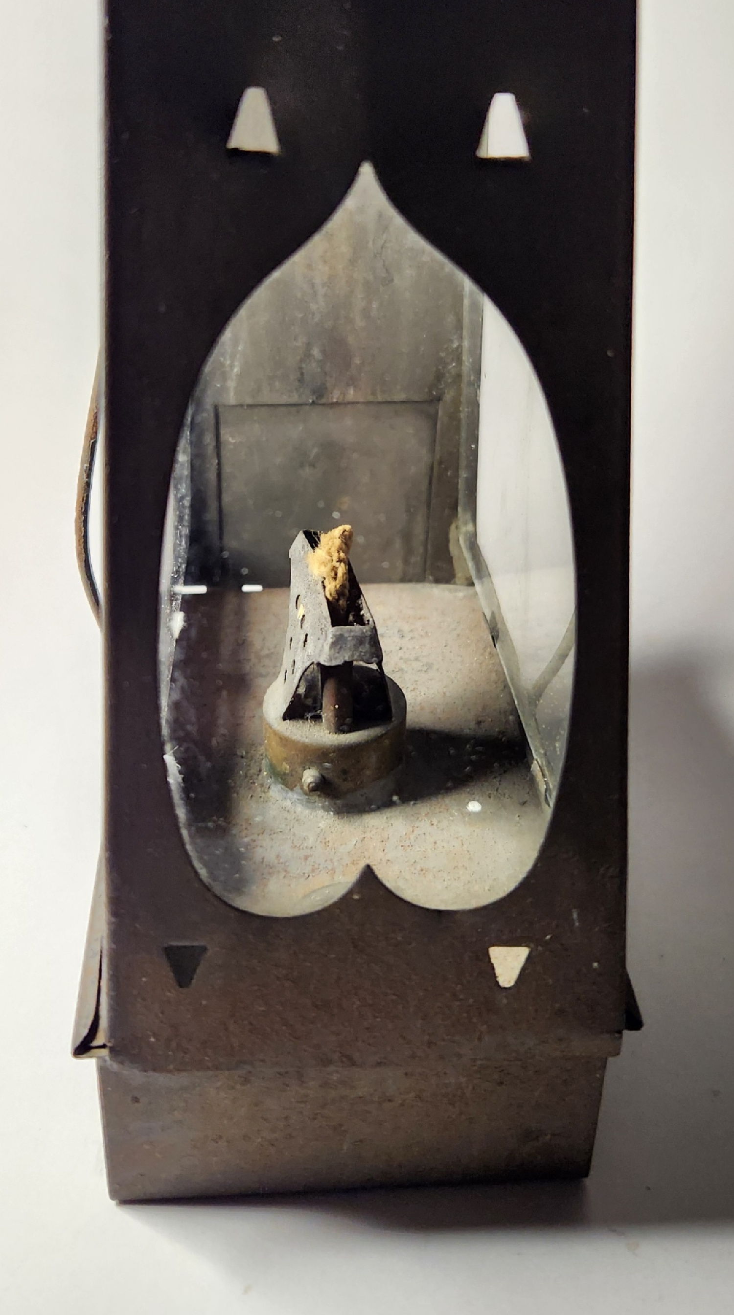Shaker ? Skaters Lantern